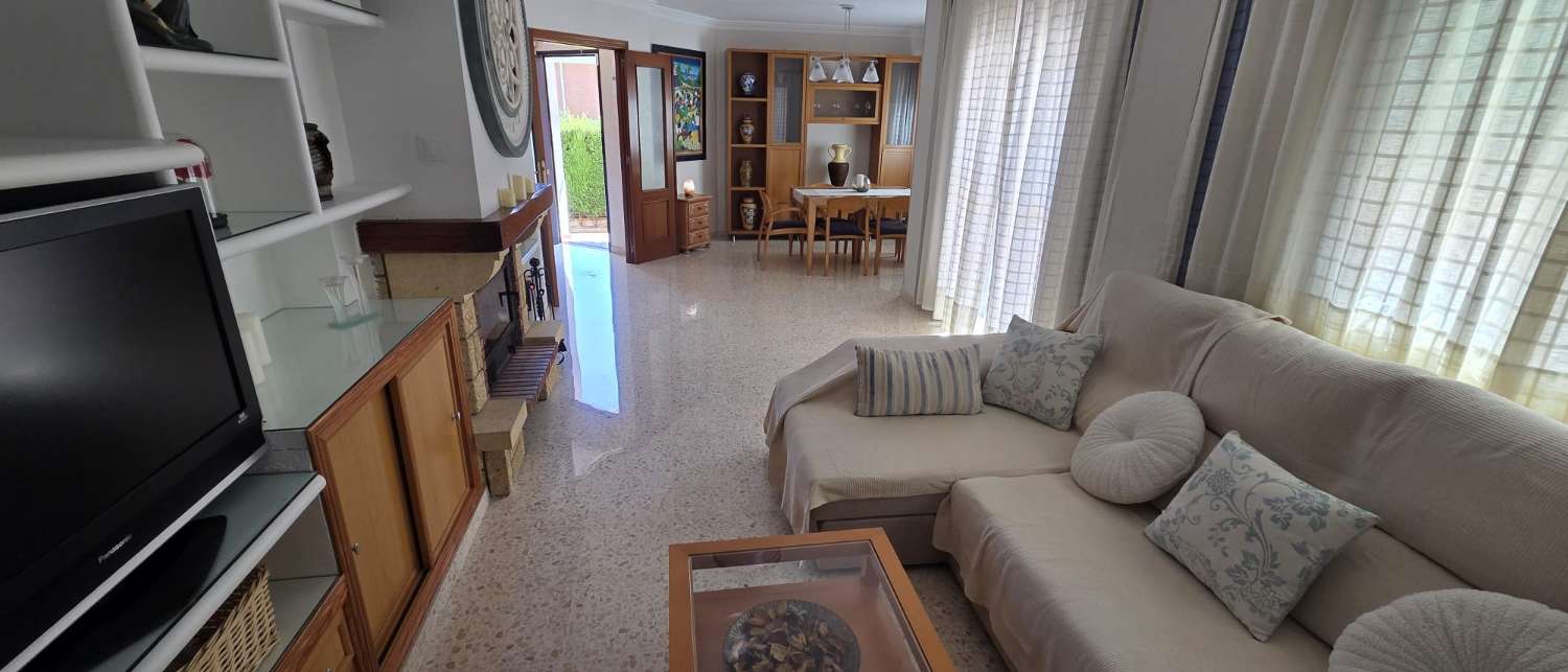 Chalet en alquiler en Alhaurín de la Torre