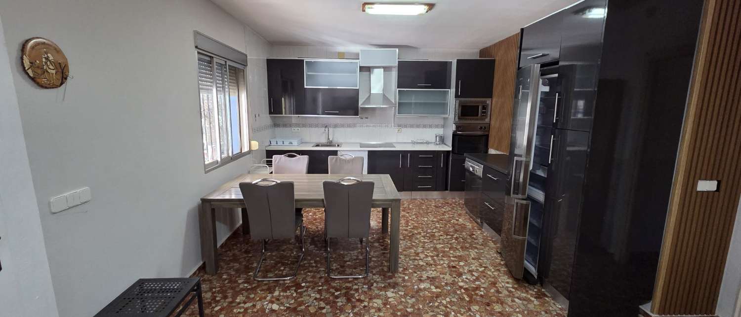 Villa for rent in Alhaurín de la Torre