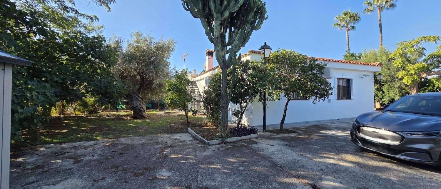 Villa for rent in Alhaurín de la Torre