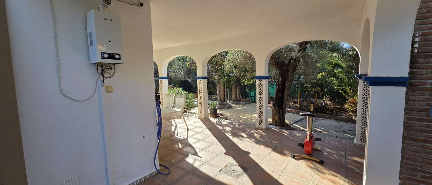 Villa for rent in Alhaurín de la Torre