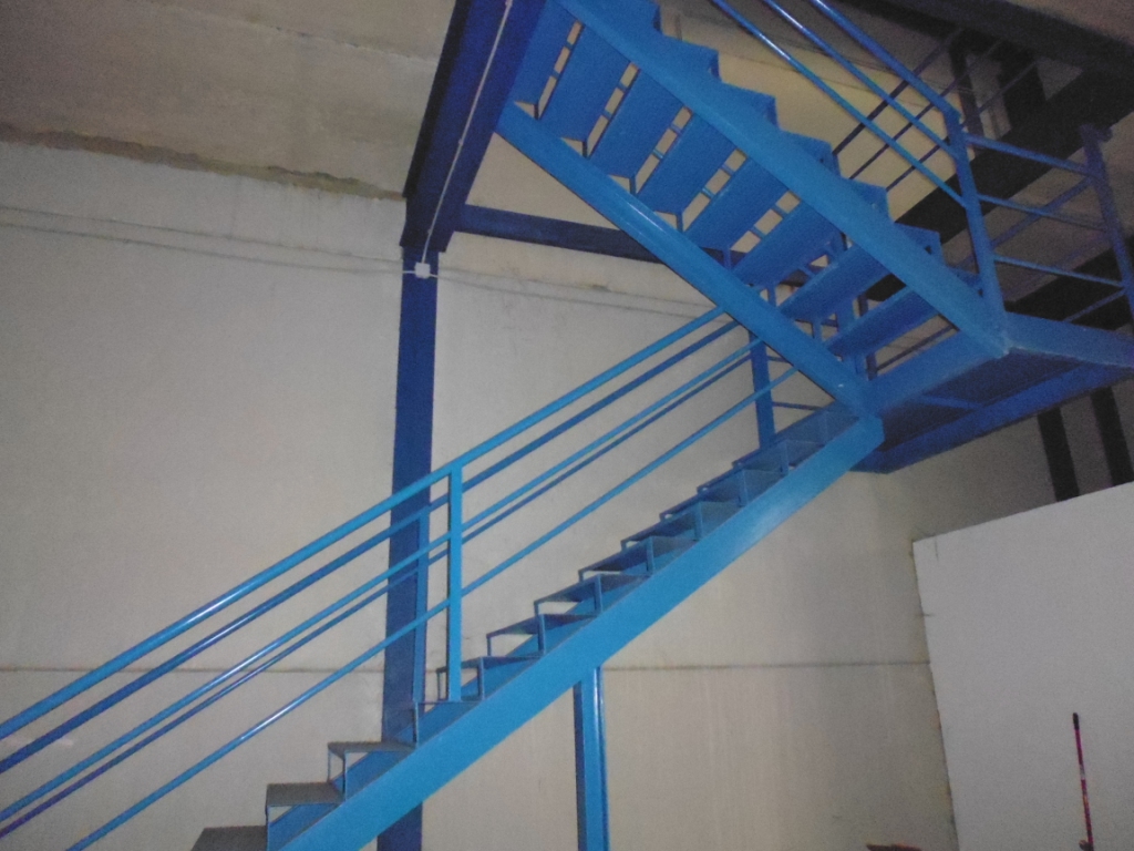 Halle zur miete in Alhaurín de la Torre