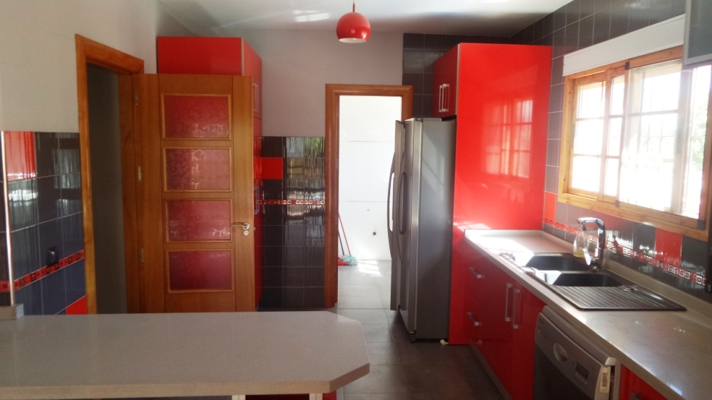Villa for rent in Alhaurín de la Torre