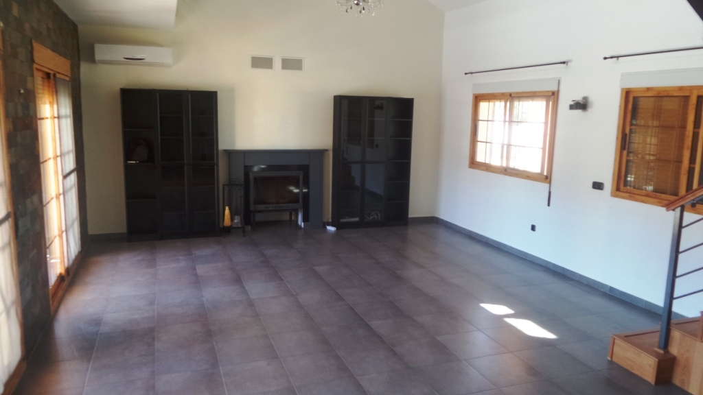 Villa for rent in Alhaurín de la Torre