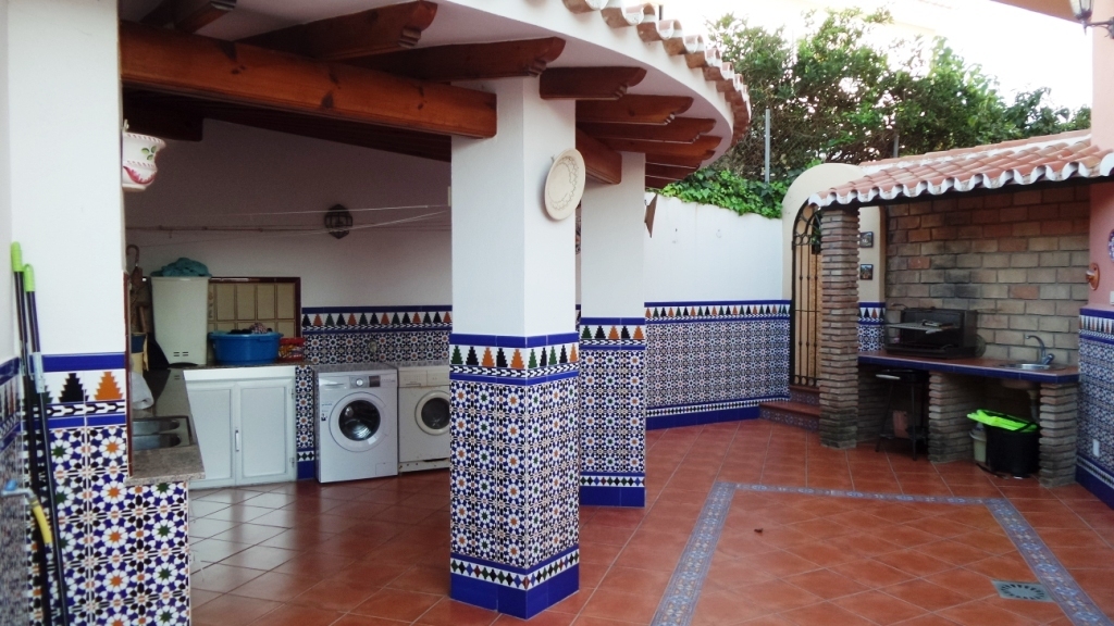 Villa for sale in Torremolinos