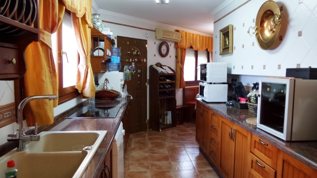 Villa for sale in Torremolinos