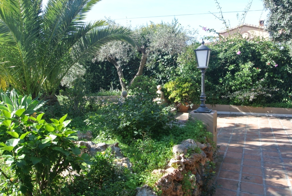 Vila en venda in Alhaurín el Grande