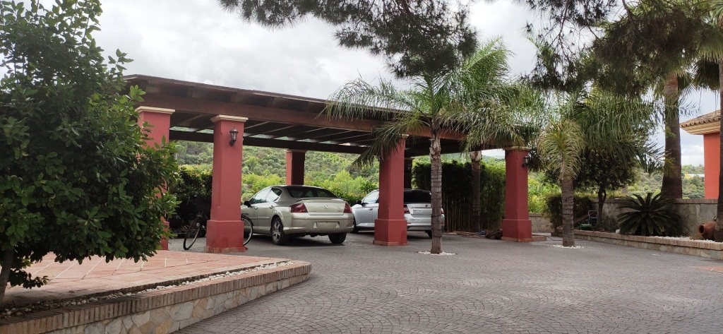 Villa en venta en Coín